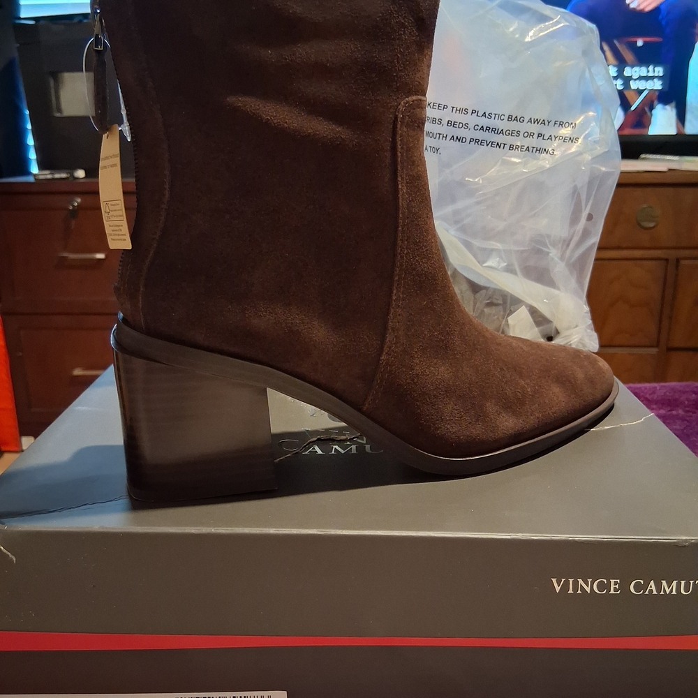 Vince Camuto Women's Brown Suede Boots With Scotchgard Protection, Size 7 1/2 M